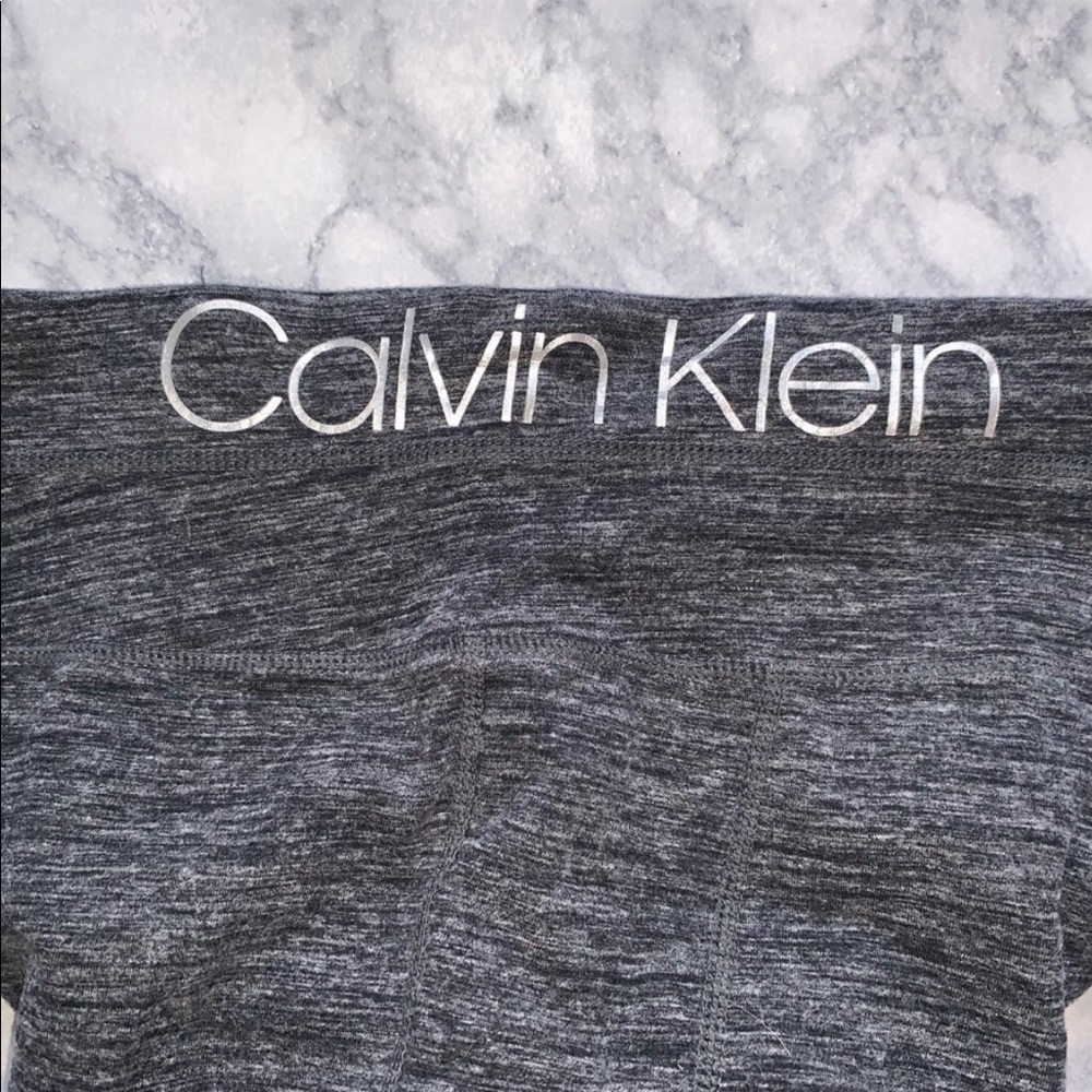 Calvin Klein - Picture 2 of 3